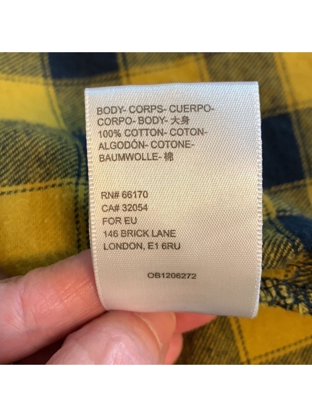 Urban Outfitters Cropped Flannel Button Down Shirt - Picture 9 of 13
